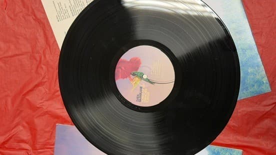 Barbra Streisand – Guilty LP Vinyl Record 1980 Columbia Records Untested - Thumbnail 4