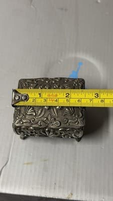 Vintage Japanese Metal Jewelry Trinket Box Floral Relief Lined Japan - Thumbnail 12