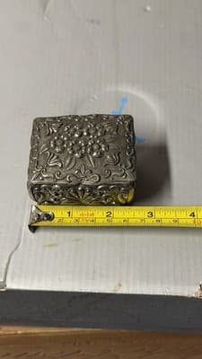 Vintage Japanese Metal Jewelry Trinket Box Floral Relief Lined Japan - Thumbnail 11