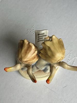 Goebel Hummel Heaven & Nature Sing #1798 Hum 2096/Q Angel Figurine - Thumbnail 8