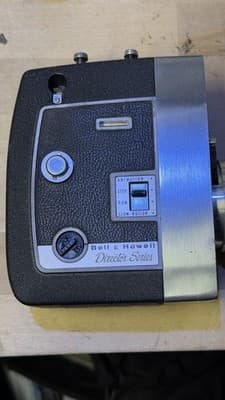 Bell & Howell Zoomatic Director Series 8mm Movie Camera Untested - Thumbnail 4