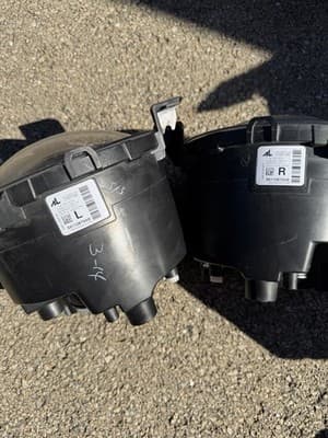 OEM Jeep Wrangler JL Halogen Headlights Pair L+R 55112872AG 55112873AG - Thumbnail 8