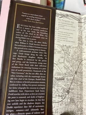 In the Garden of Beasts : Love, Terror, and an American Family in Hitler's... - Thumbnail 2