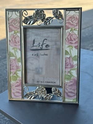 Vintage Metal Photo Frame Roses Floral 4x6 N.C. Cameron Decorative Tabletop