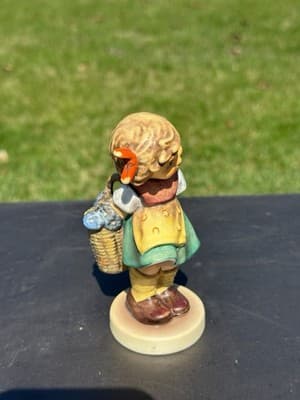 Goebel Hummel Girl Figurine #377 Vintage Germany 5” - Thumbnail 5