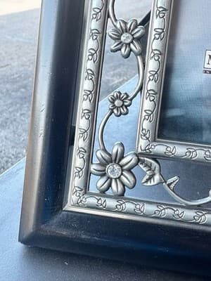 Malden 5x7 Photo Frame Prairie Gardens Floral Metal Silver Black Tabletop - Thumbnail 2