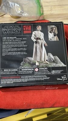 NEW! Star Wars Black Series Luke Skywalker Jedi Master Deluxe Set Sealed Figure - Thumbnail 8