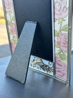 Vintage Metal Photo Frame Roses Floral 4x6 N.C. Cameron Decorative Tabletop - Thumbnail 5