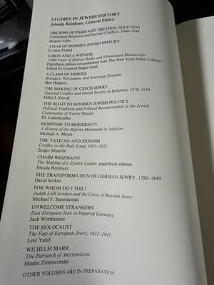 The Holocaust - The Fate of European Jewry by Leni Yahil - Hardback Edition - Thumbnail 4