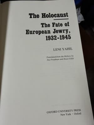 The Holocaust - The Fate of European Jewry by Leni Yahil - Hardback Edition - Thumbnail 3
