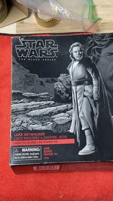 NEW! Star Wars Black Series Luke Skywalker Jedi Master Deluxe Set Sealed Figure - Thumbnail 3
