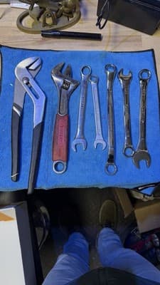Husky & Pittsburgh Tool Lot: Pliers, 10” Adjustable, 14-19mm & 5/8 Wrenches - Thumbnail 11