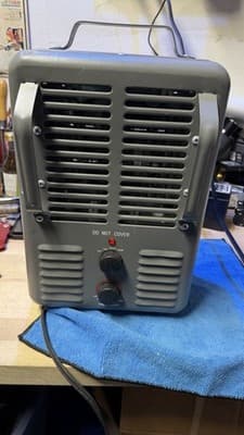 Portable Electric Space Heater 1500W Fan 1300W Thermostat Metal Gray - Thumbnail 5