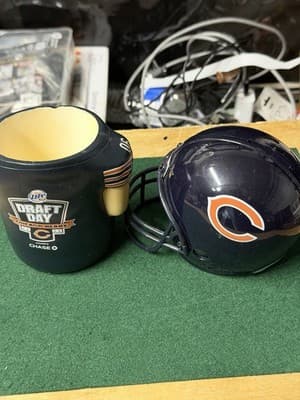 Chicago Bears Riddell Mini Football Helmet & Draft Day 2006 Mug Set - Thumbnail 3