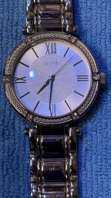 GUESS Women’s Silver Tone Quartz Watch U063GL3 Stainless Steel - Thumbnail 3