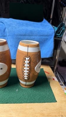 Hollywood Casino Football Ceramic Tumblers Set of 2 NFL Style - Thumbnail 4
