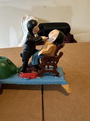Vintage Cast Iron Dentist and Patient Mechanical Bank – Hand Painted - Thumbnail 9