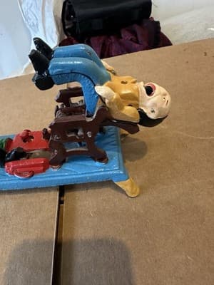 Vintage Cast Iron Dentist and Patient Mechanical Bank – Hand Painted - Thumbnail 7