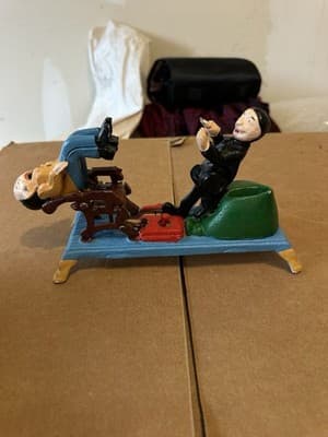 Vintage Cast Iron Dentist and Patient Mechanical Bank – Hand Painted - Thumbnail 4