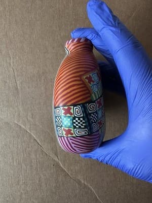 Hand-Painted Abstract Face Art Pottery Vase – Colorful Modern Folk Style, 7” - Thumbnail 4