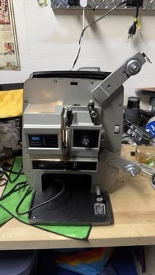 Vintage Sears Du-All Eight 8mm Film Projector w/ Case Movie Projector - Thumbnail 17