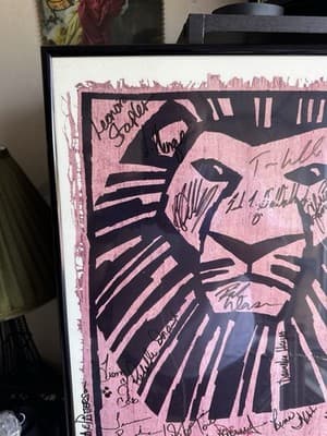 The Lion King Broadway Musical Poster – Signed by Cast – Framed Collectible - Thumbnail 11