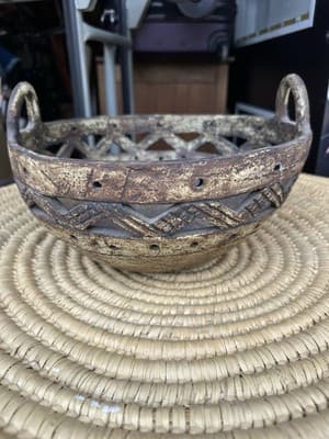 Rustic Cast Iron Decorative Bowl Basket 12” x 6” Handles Vintage Style - Thumbnail 2