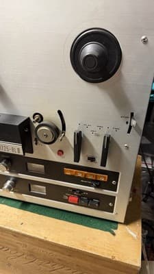 Roberts 1725-8L III Reel to Reel Tape Recorder For Parts Repair - Thumbnail 11