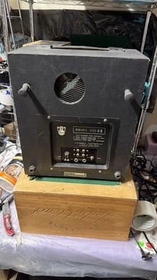 Roberts 1725-8L III Reel to Reel Tape Recorder For Parts Repair - Thumbnail 15