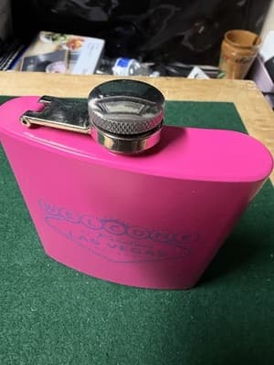 Pink Las Vegas Nevada Flask 6oz Welcome to Fabulous Las Vegas Souvenir - Thumbnail 3