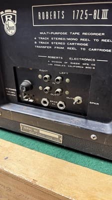 Roberts 1725-8L III Reel to Reel Tape Recorder For Parts Repair - Thumbnail 17