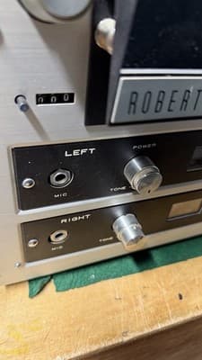 Roberts 1725-8L III Reel to Reel Tape Recorder For Parts Repair - Thumbnail 13