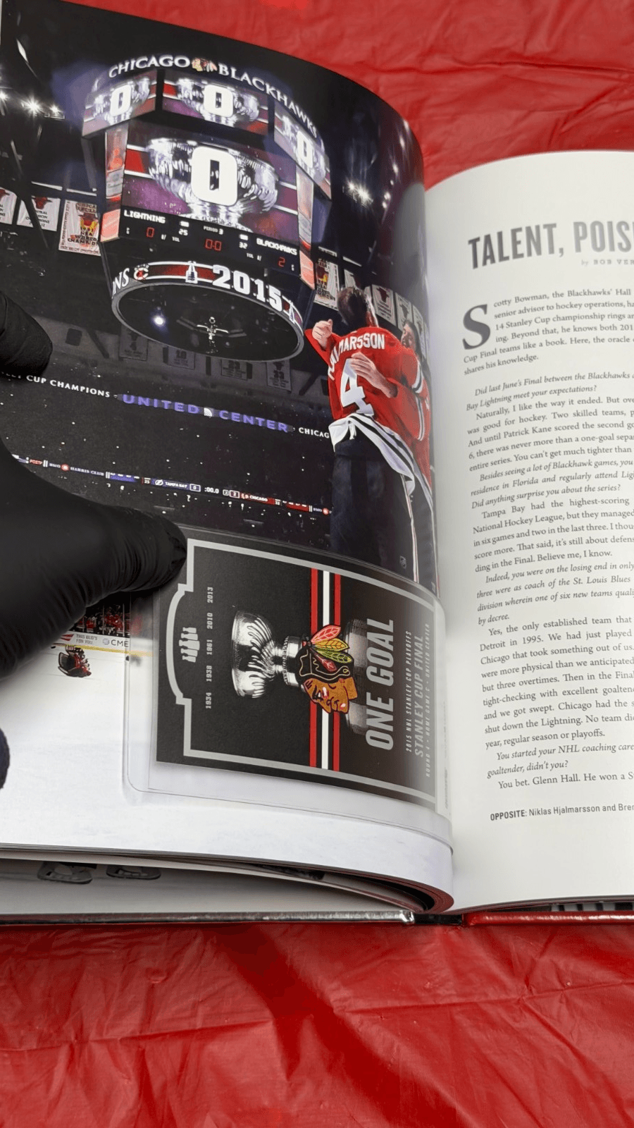 One Goal III Chicago Blackhawks 2015 Stanley Cup Book + DVD + Patch - Thumbnail 8