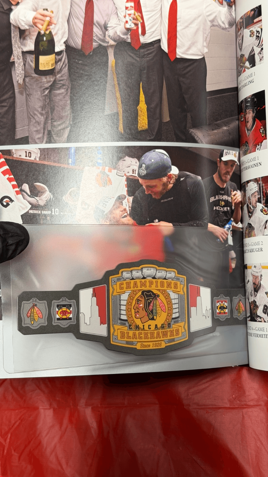 One Goal III Chicago Blackhawks 2015 Stanley Cup Book + DVD + Patch - Thumbnail 9