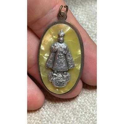 Vintage Germany Infant of Prague Religious Pendant Yellow Mother of Pearl Oval