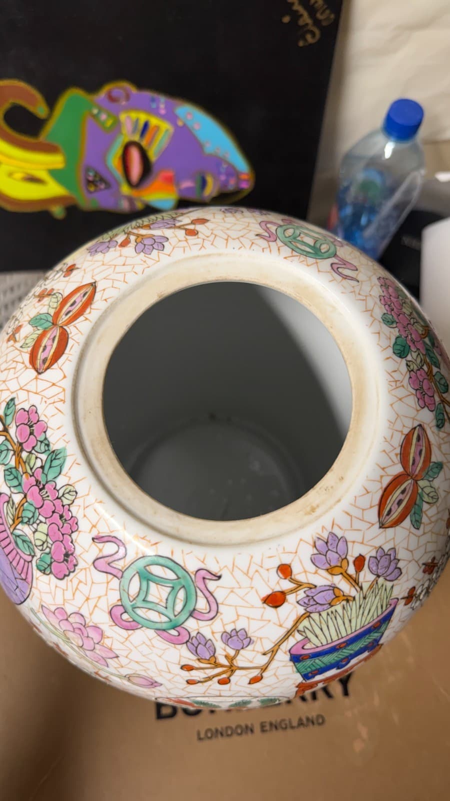 Large Decorative Lidded Vase CPC Macau – Handpainted Oriental Style 12" - Thumbnail 6