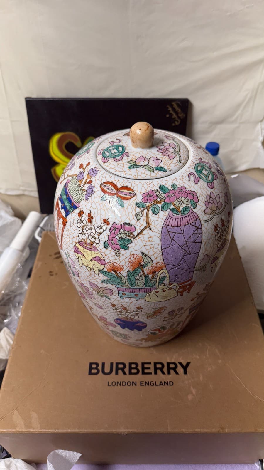 Large Decorative Lidded Vase CPC Macau – Handpainted Oriental Style 12" - Thumbnail 10