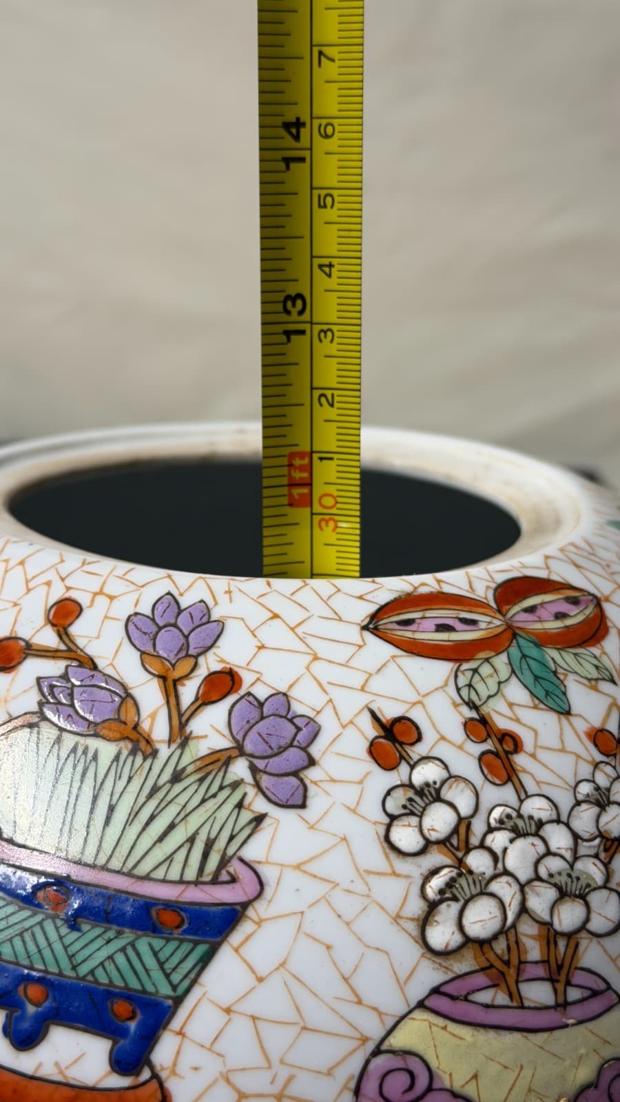 Large Decorative Lidded Vase CPC Macau – Handpainted Oriental Style 12" - Thumbnail 16
