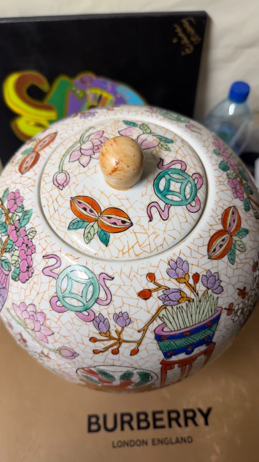 Large Decorative Lidded Vase CPC Macau – Handpainted Oriental Style 12" - Thumbnail 4