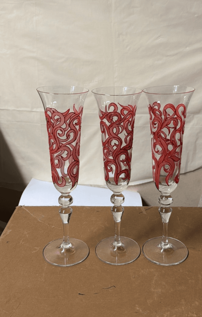Set of 3 Red Swirl Hand-Painted Champagne Flutes – Elegant Glasses - Thumbnail 6