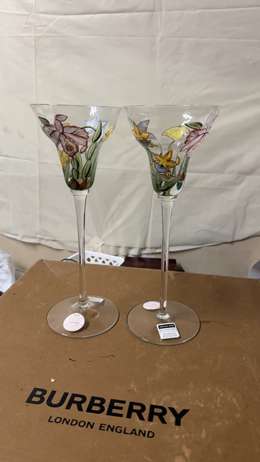 Set of 2 American Atelier Hand-Painted Floral Wine Glasses – Romania - Thumbnail 2