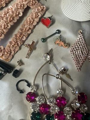 Mixed Fashion Jewelry Lot Earrings Necklace Rings Bracelet Boho Glam - Thumbnail 8