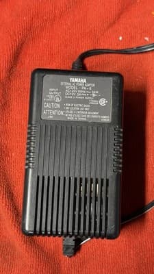 Yamaha PA-6 External AC Power Adapter 12V 2A OEM Power Supply - Thumbnail 2