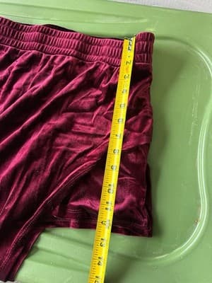 Fashion Nova Cardio Burgundy Velvet 2 Piece Set Women’s Size M - Thumbnail 4