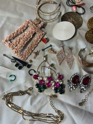 Mixed Fashion Jewelry Lot Earrings Necklace Rings Bracelet Boho Glam - Thumbnail 9
