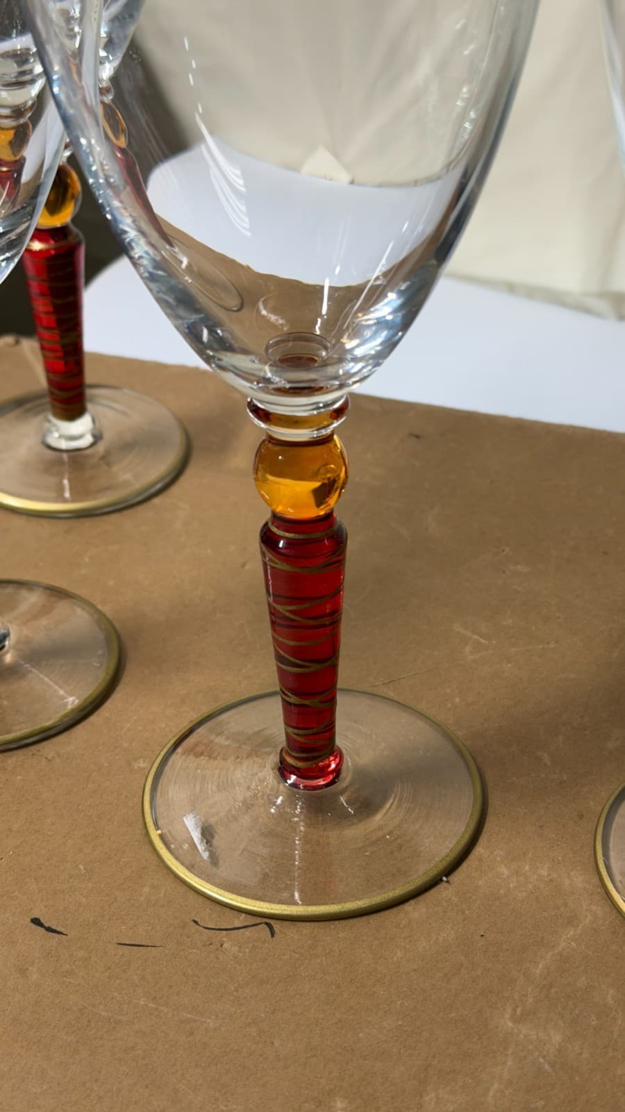 Set of 5 Handcrafted Amber Stem Wine Glasses – 4 Matching + 1 Variant - Thumbnail 10