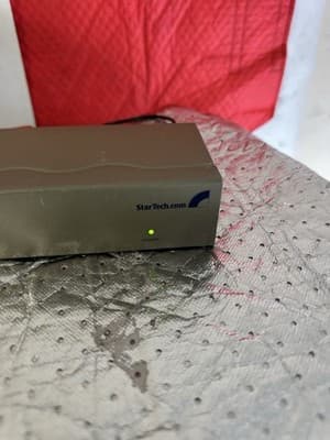 StarTech ST124PROA 4-Port 400MHz VGA Video & Audio Splitter with Power Supply - Thumbnail 7