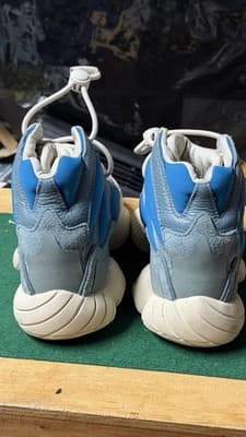 Size 5.5 - Adidas Yeezy 500 High Frosted Blue - Thumbnail 9