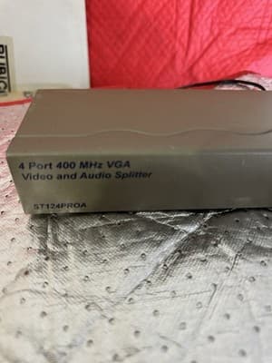 StarTech ST124PROA 4-Port 400MHz VGA Video & Audio Splitter with Power Supply - Thumbnail 8
