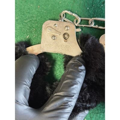 Black Faux Handcuffs Metal Novelty Cuffs with Safety Release Costume Accessory - Thumbnail 5